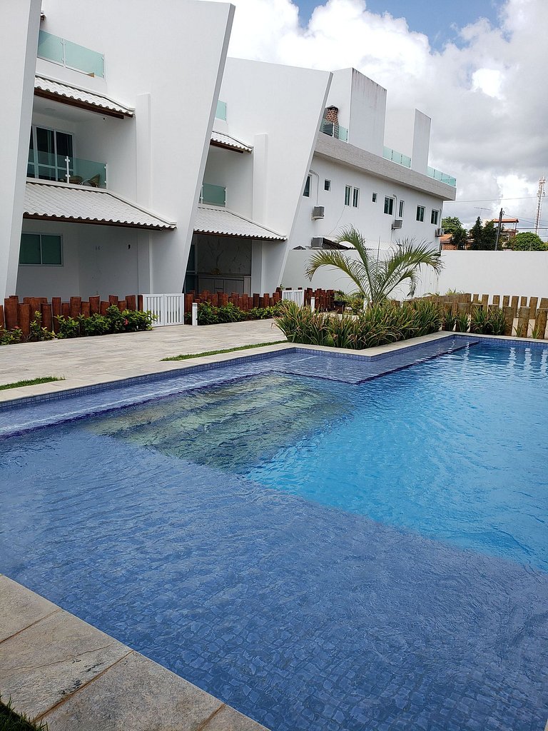 Cobertura na Praia de Maria Farinha com Jacuzzi - FLAT 203 B