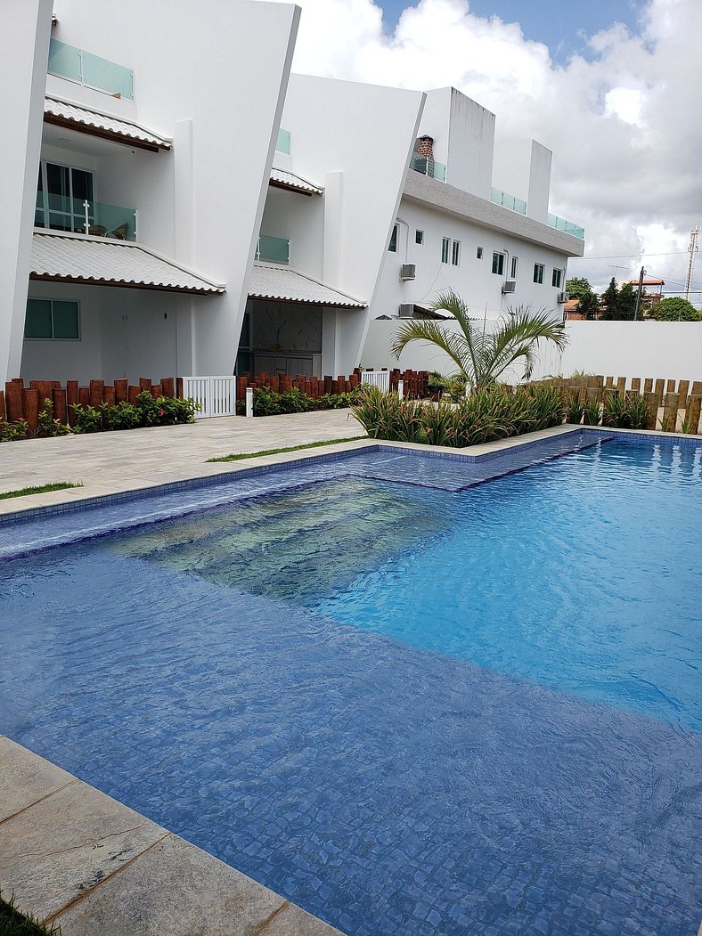 Cobertura na Praia de Maria Farinha com Jacuzzi - FLAT 203 B